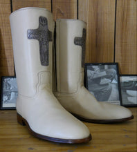 Load image into Gallery viewer, Pope Francis Custom Boots