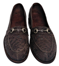 Load image into Gallery viewer, (TEMP) Brown Suede Shoes